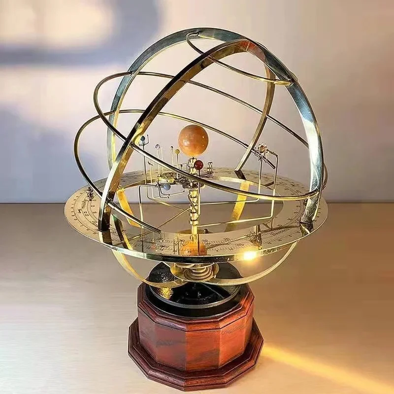 Modello del Sistema Solare in  - Solar System Orrery recensione e prezzo