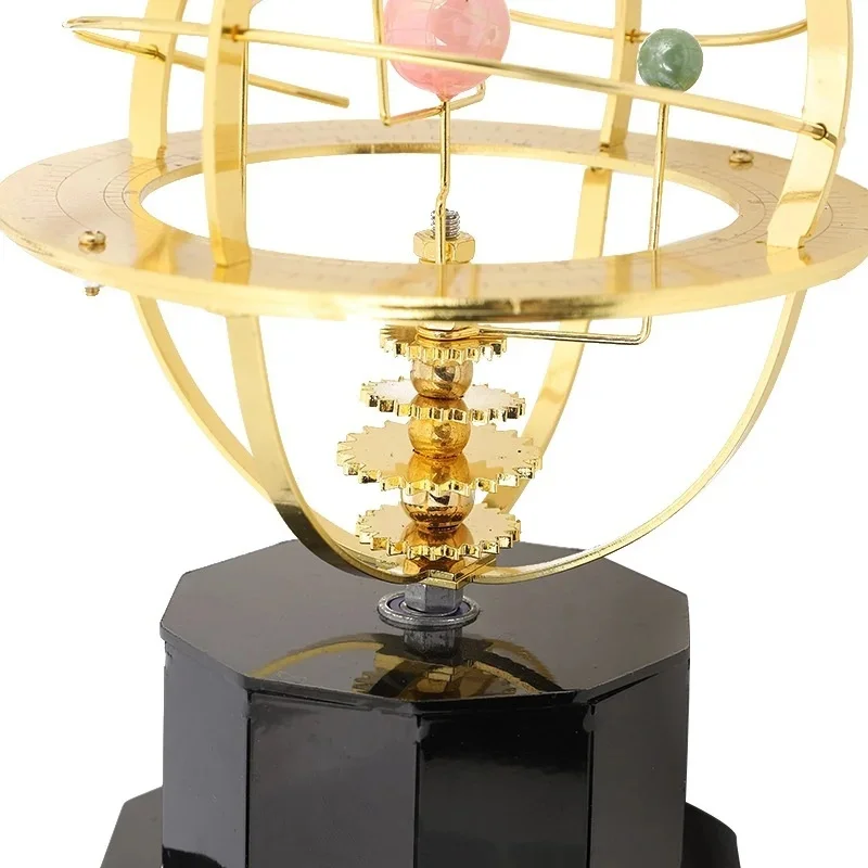 Modello del Sistema Solare in  - Solar System Orrery recensione e prezzo