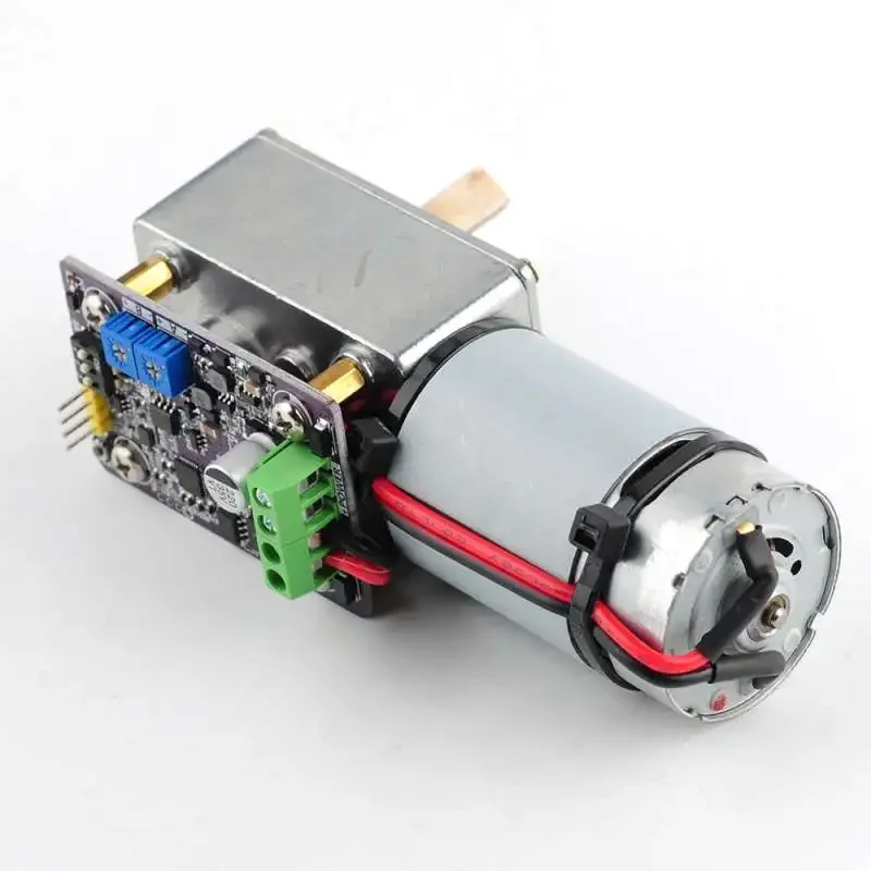 Servomotore con riduttore a vi - Robot Arm Motor recensione e prezzo
